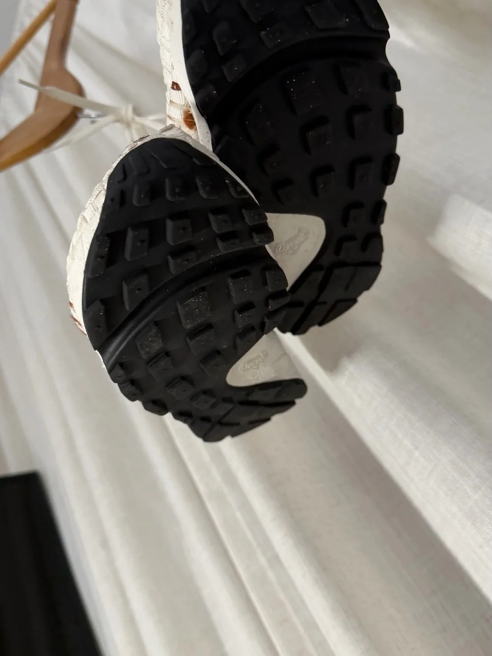 Nike Air Footscape Woven Sneakers 5.5
